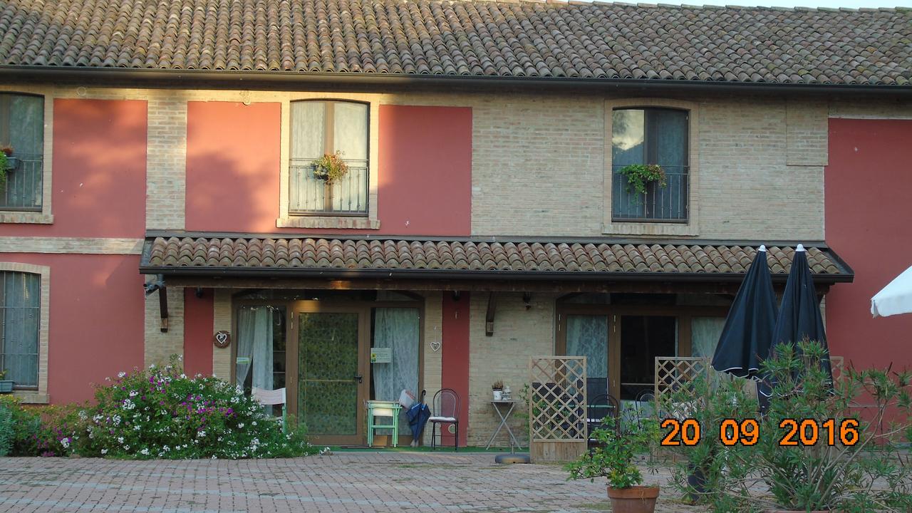 Agriturismo La Fattoria Del Boschetto Fontanellato Eksteriør bilde