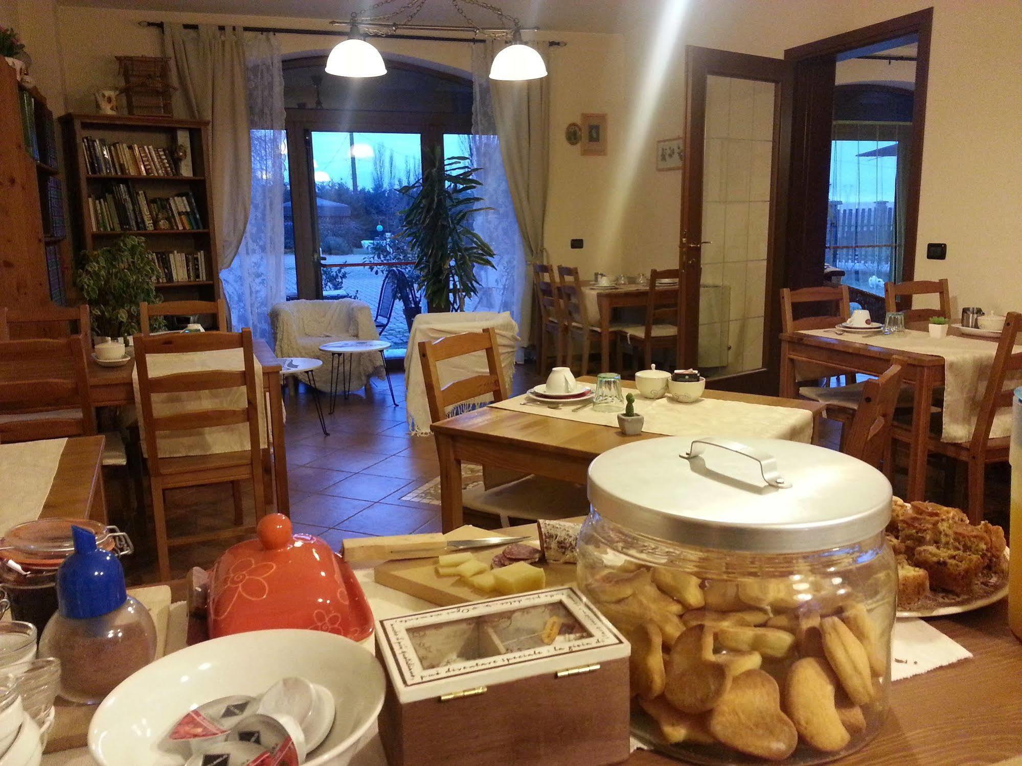 Agriturismo La Fattoria Del Boschetto Fontanellato Eksteriør bilde