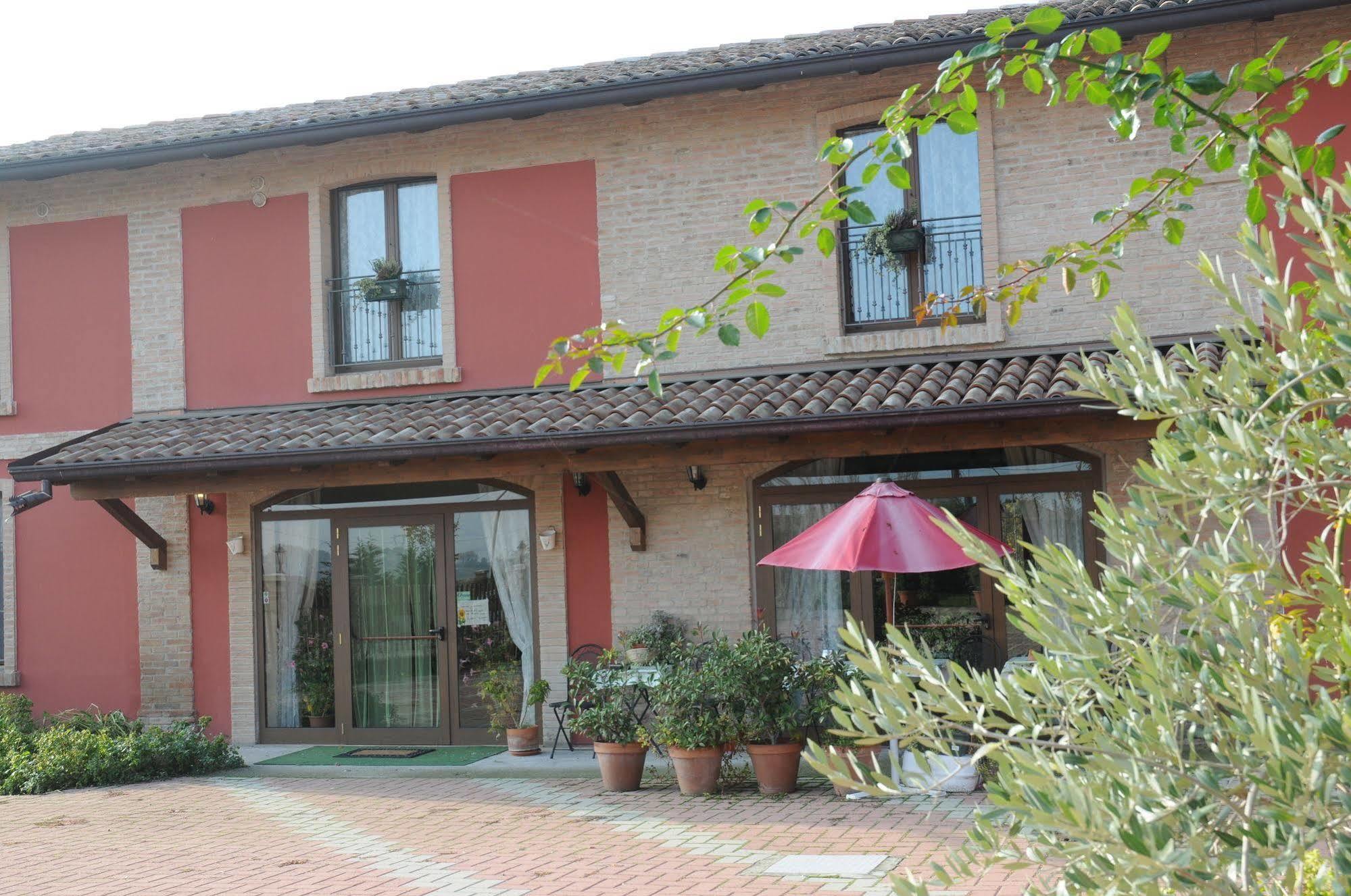 Agriturismo La Fattoria Del Boschetto Fontanellato Eksteriør bilde